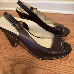Anne Klein AKXavia sling-back pumps in brown leather.  Sz 9 do without box.